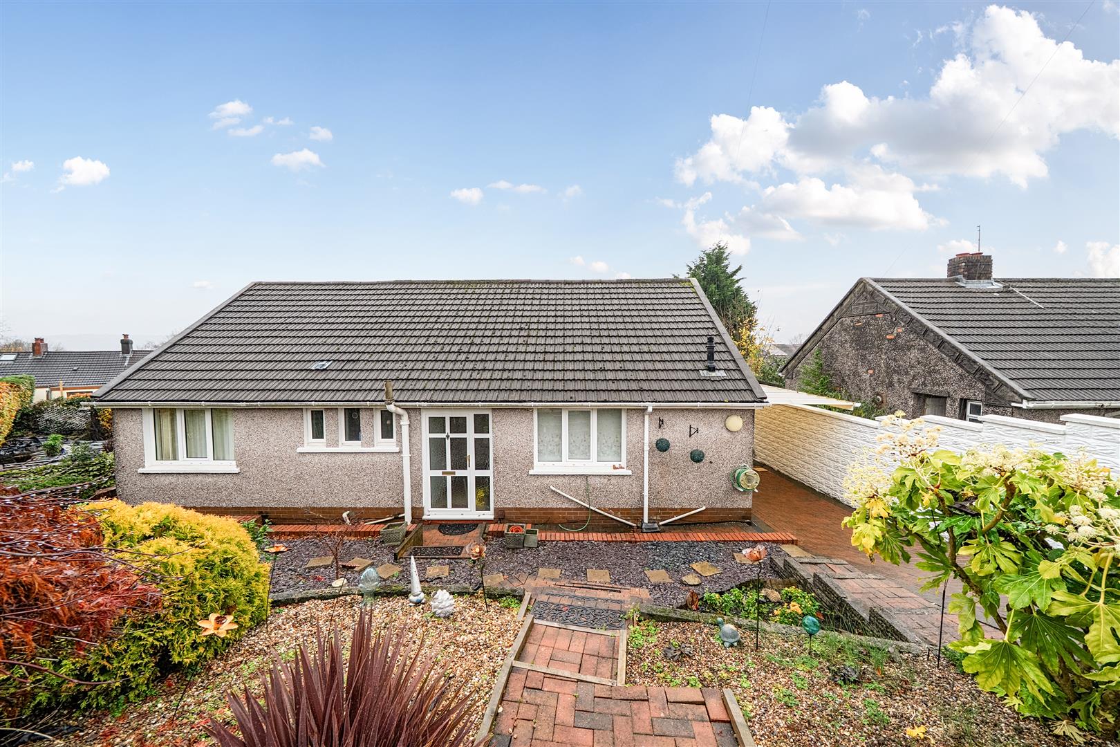 Maes-Yr-Awel, Llansamlet, Swansea, SA7 9SW